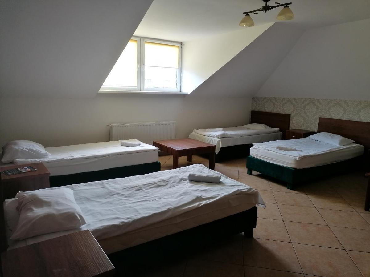 Pensjonat Telimena Hotel Zwierzyniec Exterior foto